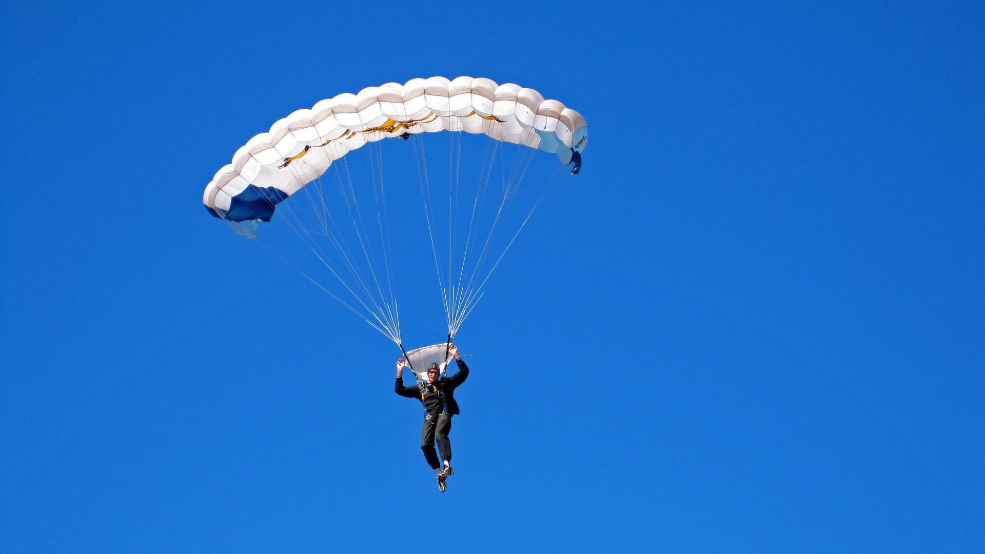 开云APP-_水上漂浮乐园：带你畅享夏日清凉_，水上乐园水上漂浮垫
