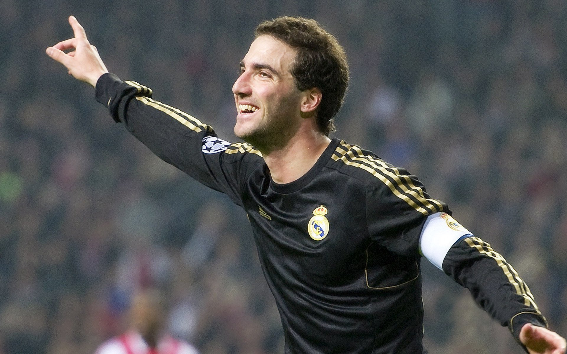 开云体育APP下载-云达不莱梅迎难而上,继续追赶前列,云达不莱梅的球员